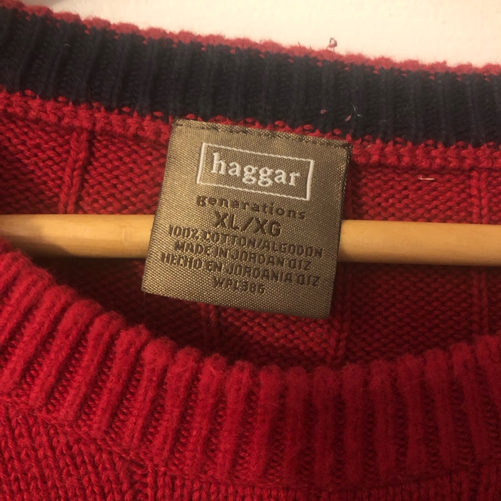 Men’s sweater. Haggar size xl. Red